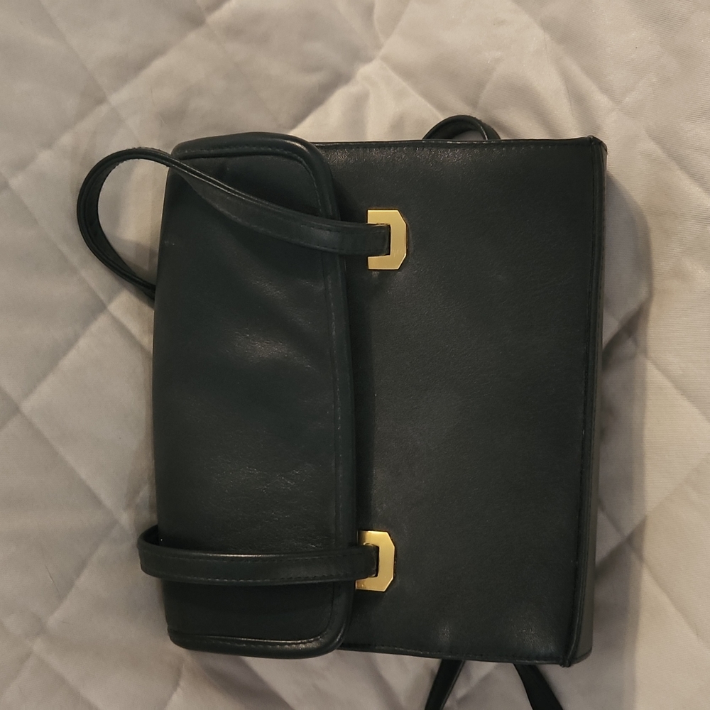 Hillard and Hanson handbag